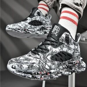 Camouflage Graffiti Sneakers NEW